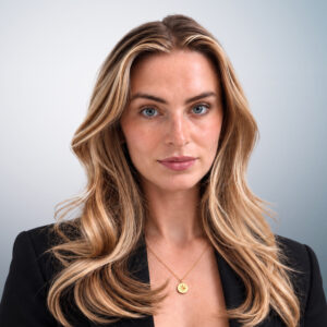 Claudia-Lauren Williams